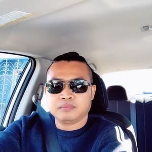 Meet your Posher, Aung